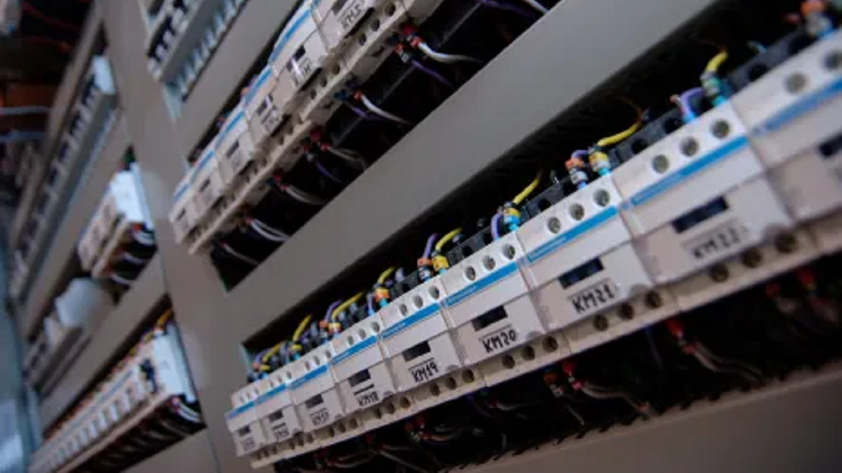 Cuadro de control y cableado
