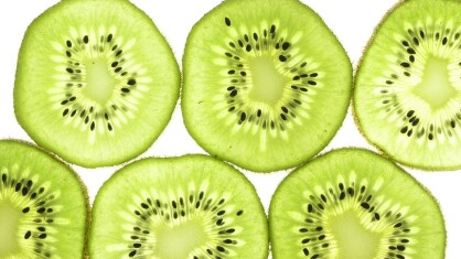 kiwi-fruit-g1d1d879c0_1280-e1669194555943.jpg